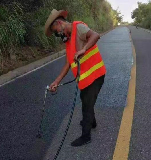 常德路面喷涂翻新彩色步道施工方案